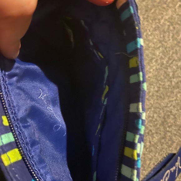 Vera Bradley Katalina Showers Crossbody - Picture 3 of 4